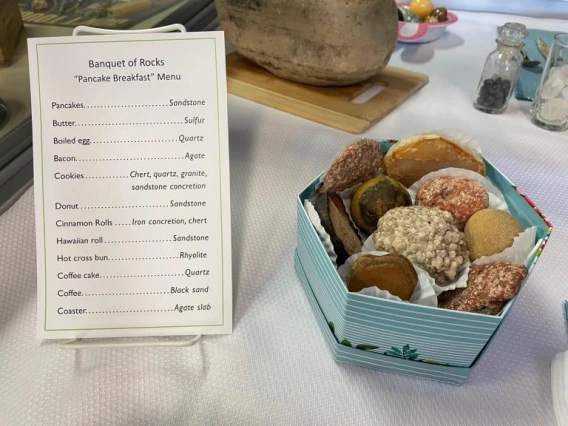 Menu and assorted cookies (chert, quartz, granite, sandstone concretion).